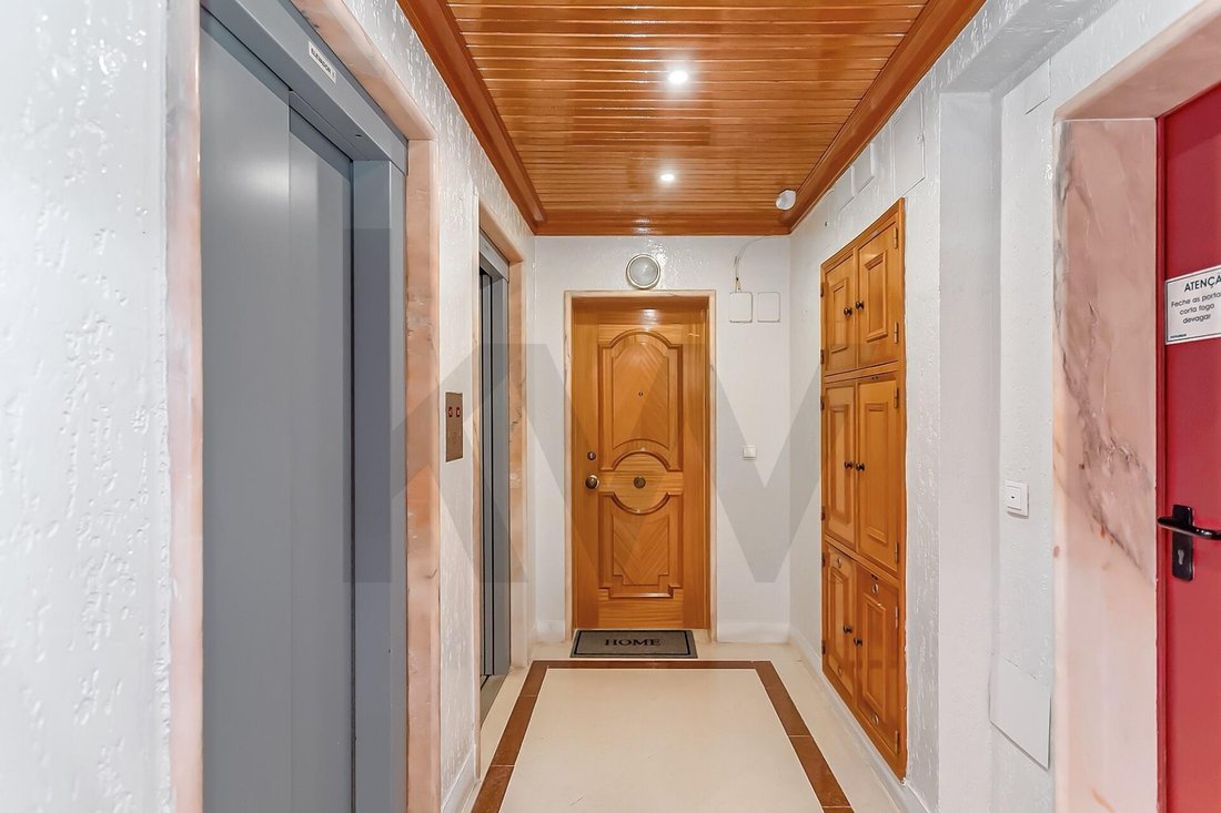 Appartamento a Belas, Lisbona, Portogallo 3 - 19077557