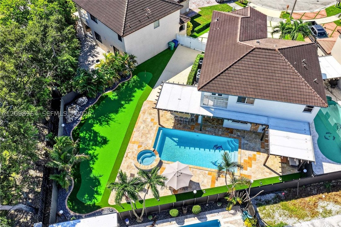 Casa a West Miami, Florida, Stati Uniti 2 - 19013404