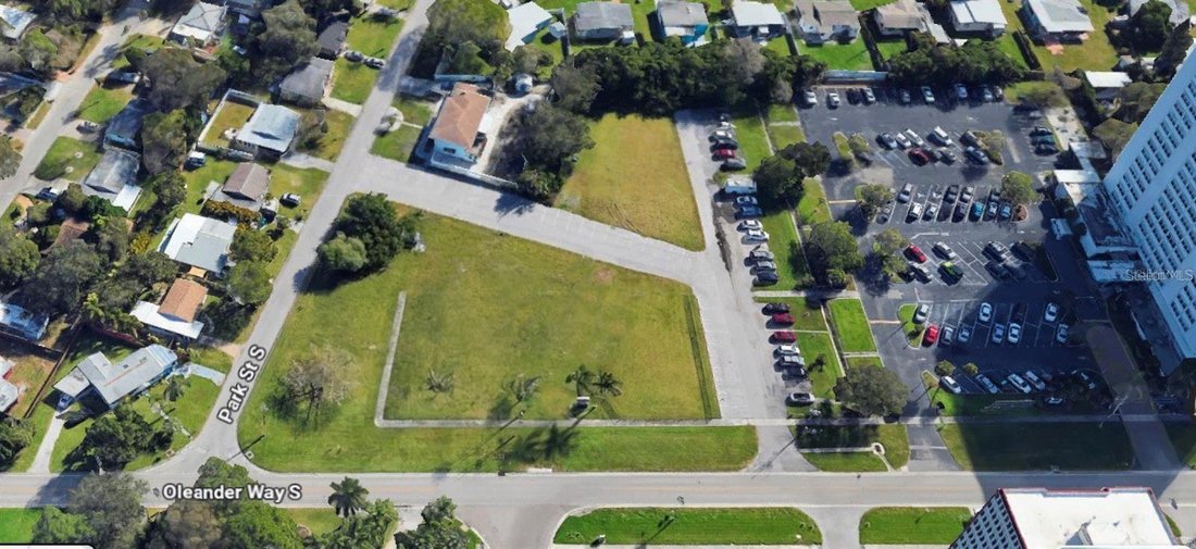 Terreno a St. Petersburg, Florida, Stati Uniti 1 - 19079566