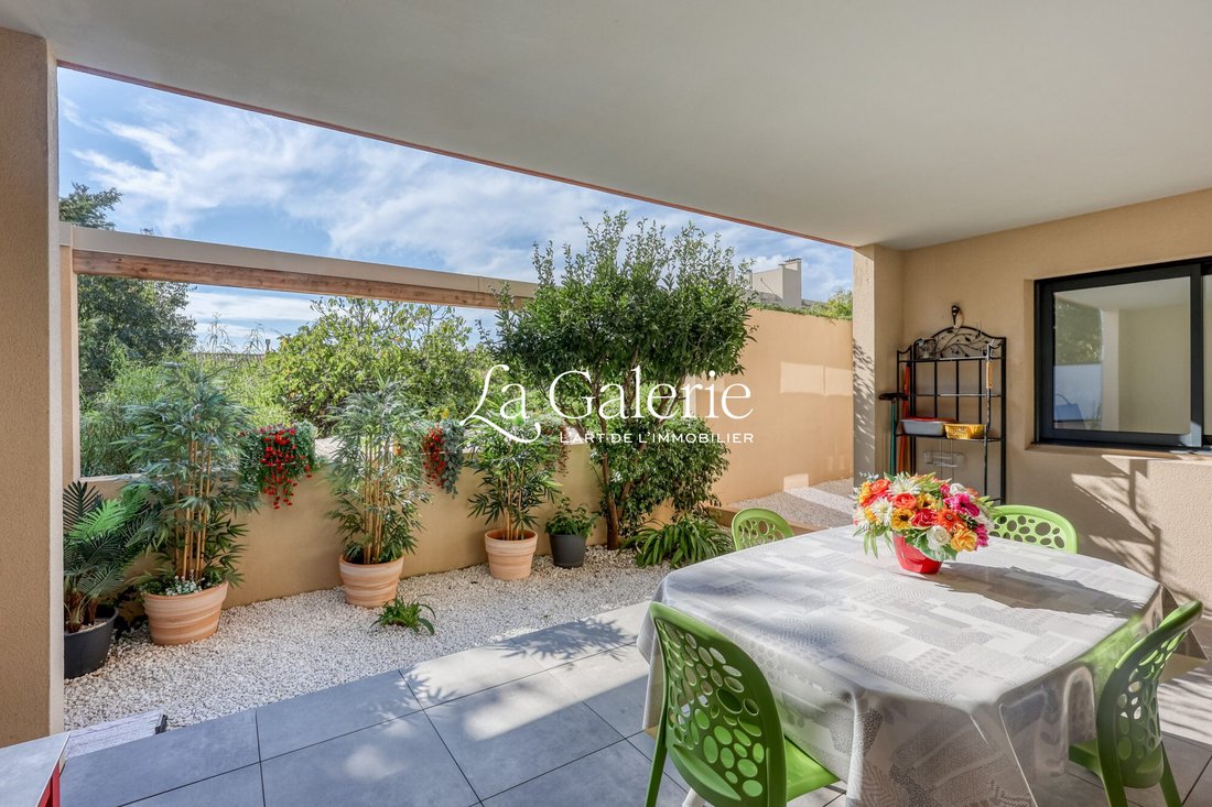 Appartement à Hyères, Provence-Alpes-Côte d'Azur, France 1 - 19076558