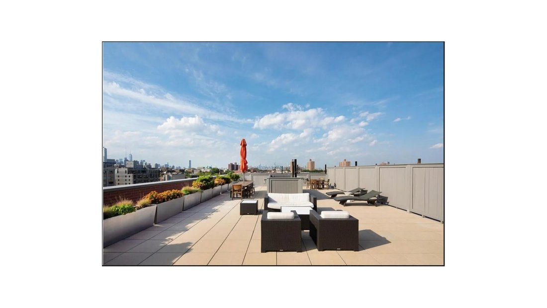 Condo in New York, New York, United States 4 - 19081275