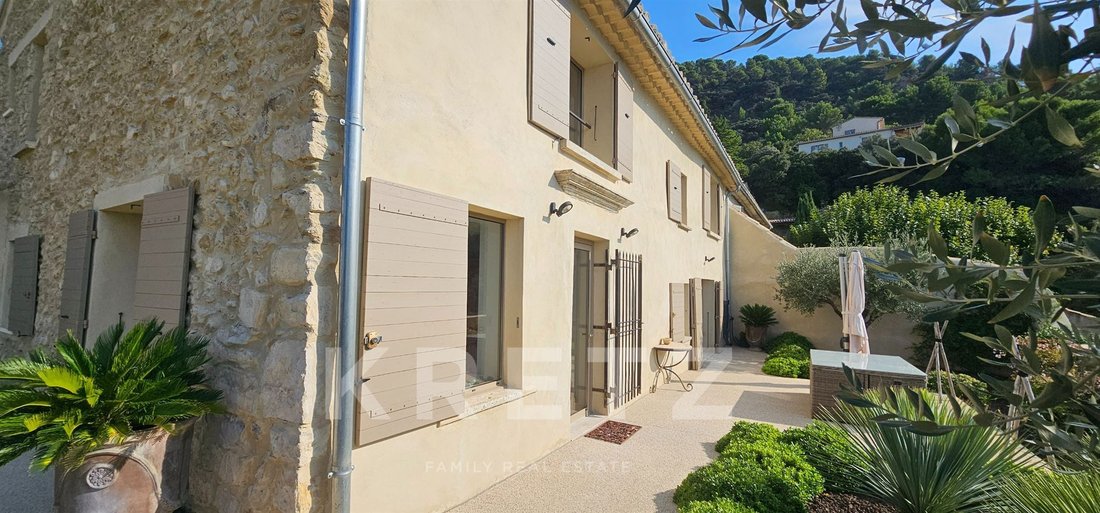 House in Séguret, Provence-Alpes-Côte d'Azur, France 4 - 19077671