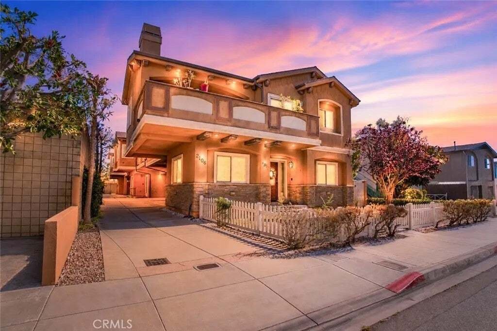 Maison de ville à Redondo Beach, Californie, États-Unis 1 - 19082755