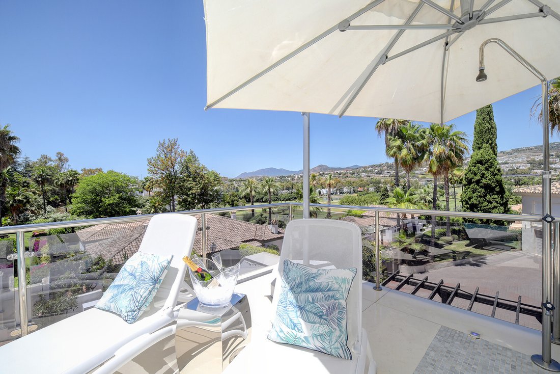 Villa in Nueva Andalucía, Marbella, Spanien 2 - 19082618