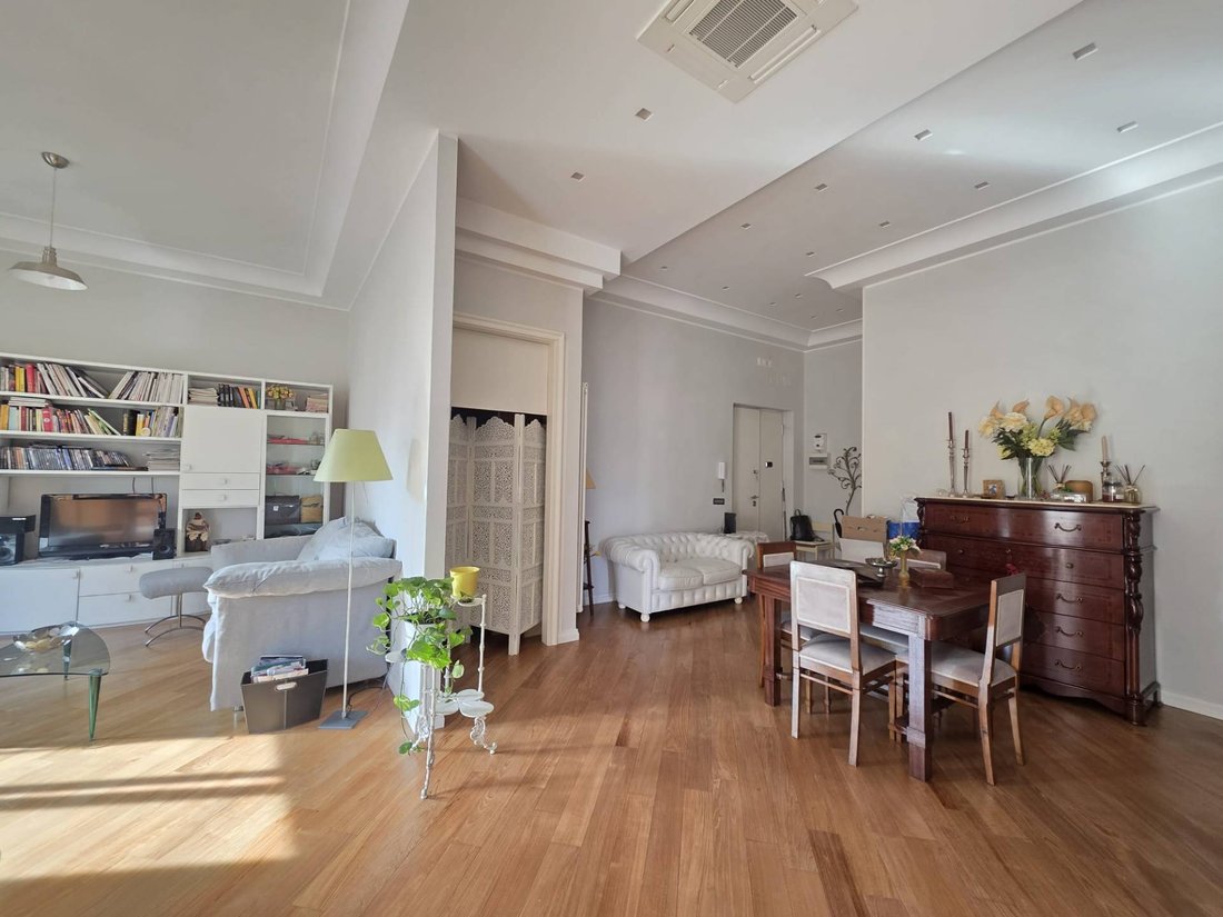 Apartment in Centro, Salerno, Campania 2 - 19076173