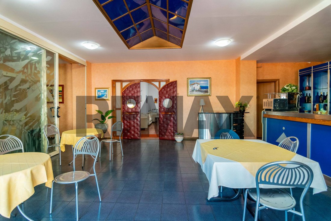 Villa en Adrano, Sicilia, Italia 4 - 19076268