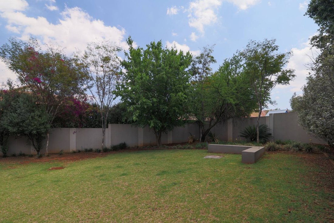 House in Olympus AH, Gauteng, South Africa 2 - 19068758