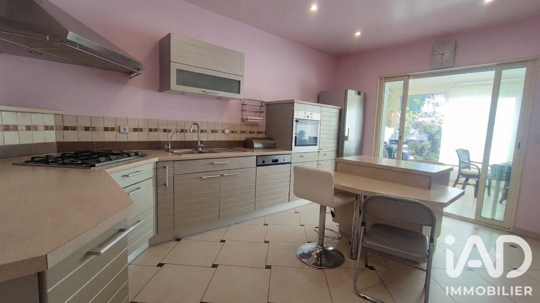 Casa a Est, Ecouen, Francia 5 - 19083396