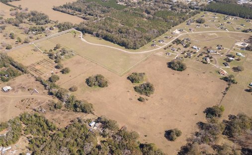 Land in Gilchrist Blue Springs State Park, Florida, Vereinigte Staaten 1