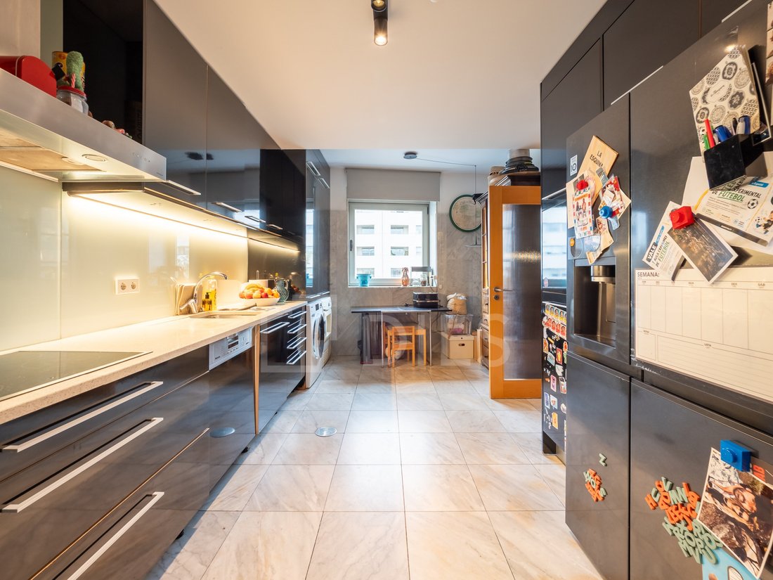 Apartment in Aldoar, Foz do Douro e Nevogilde, Porto District, Portugal 5 - 19078047