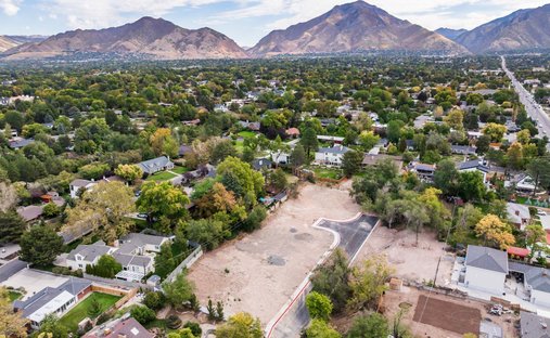 Land in Salt Lake City, Utah, United States 1