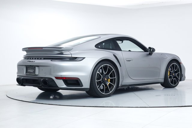 Coupe in Fort Lauderdale, FL, United States 5 - 19077561