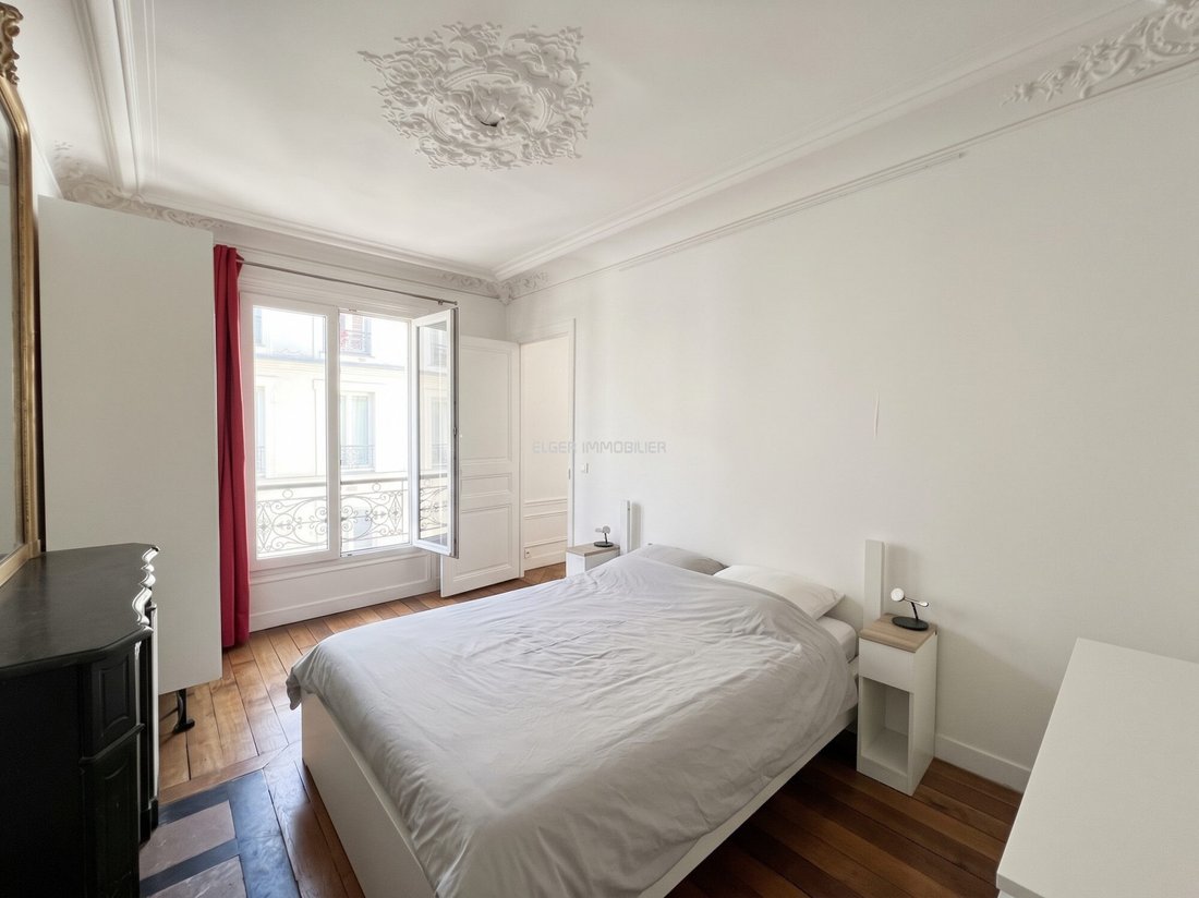 Appartamento a Lorette-Martyrs, Paris 9e Arrondissement, Parigi 5 - 19076584