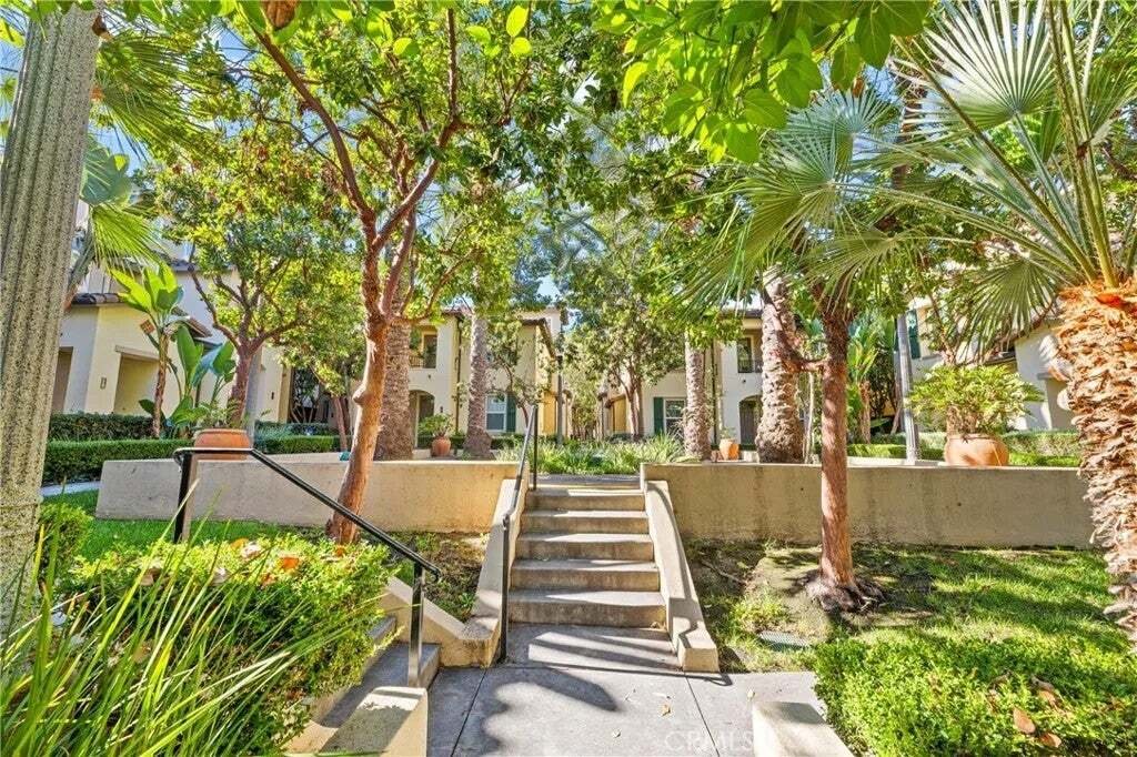 Condominio a Irvine, California, Stati Uniti 2 - 19083741