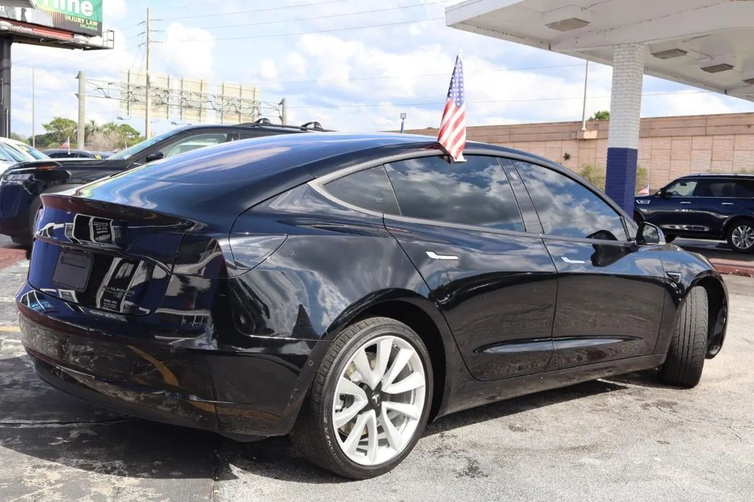 Sedan in Orlando, FL, United States 5 - 19081592