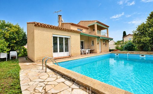 Casa en Periferia, Marseillan, Francia 1