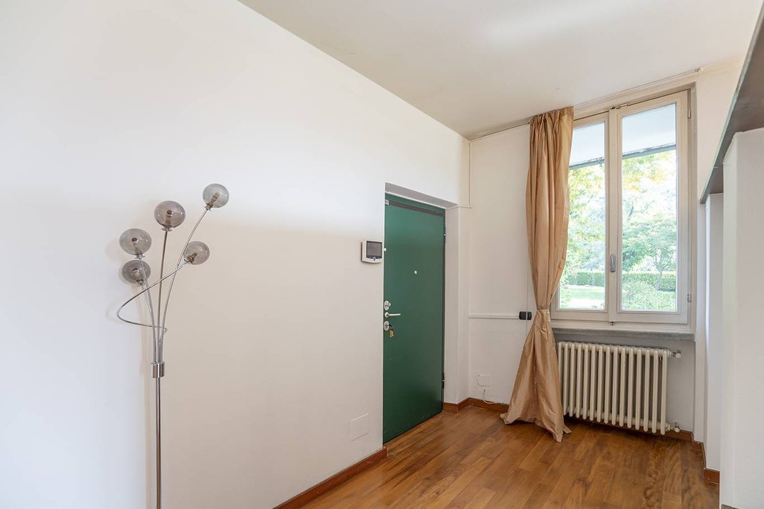 Villa in Molteno, Lombardy, Italy 2 - 19076128