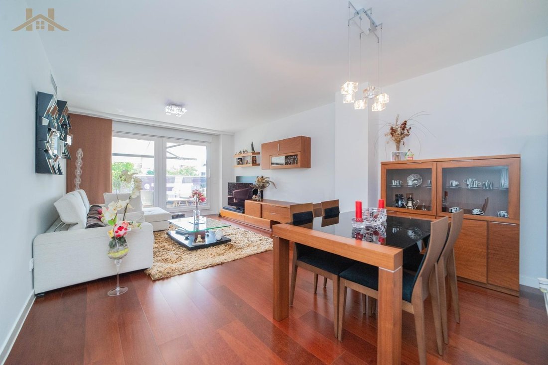 Apartment in Pozuelo de Alarcon, Comunidad de Madrid, Spain 4 - 19077047
