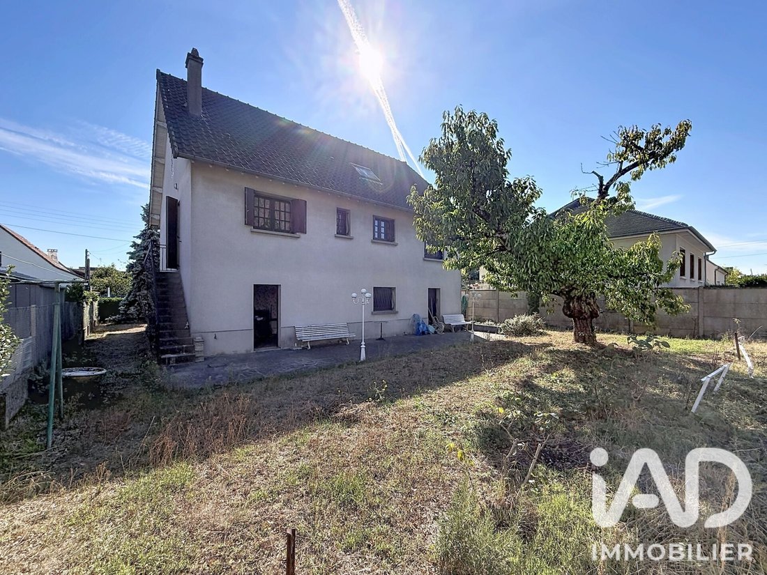 Haus in Yerres, Île-de-France, Frankreich 1 - 19083385