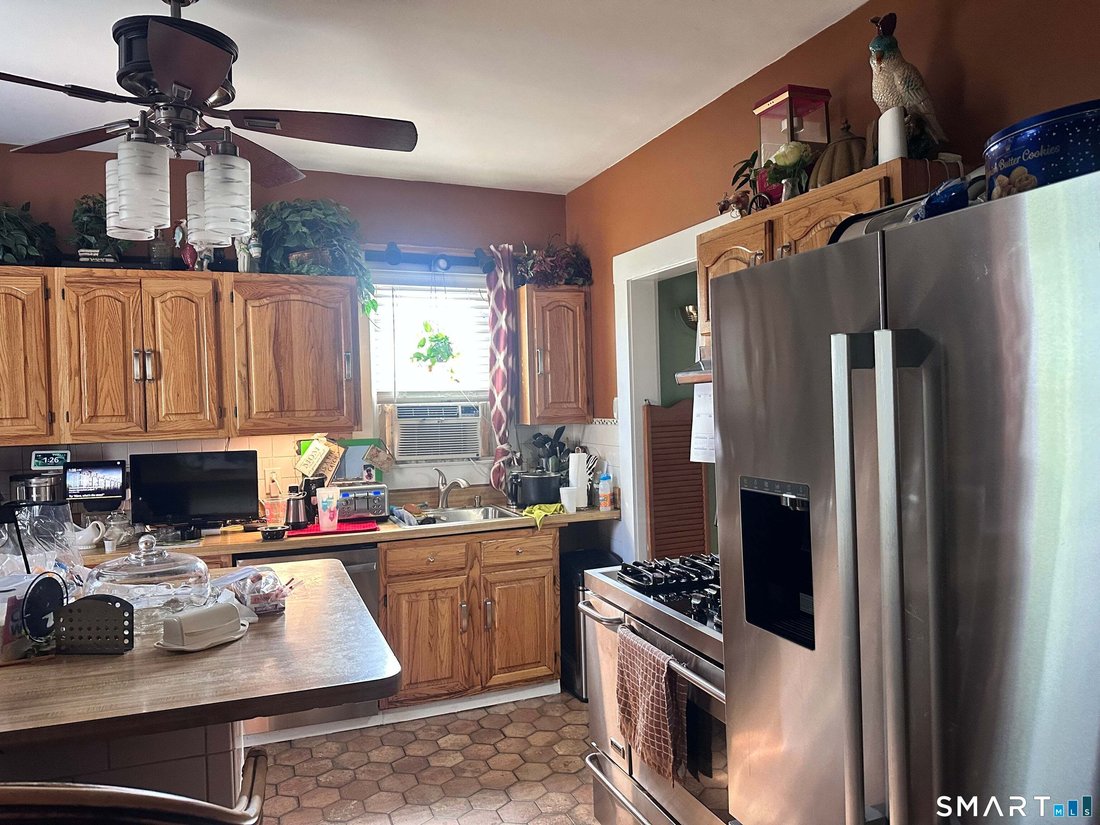 House in Bridgeport, Connecticut, United States 3 - 19080720