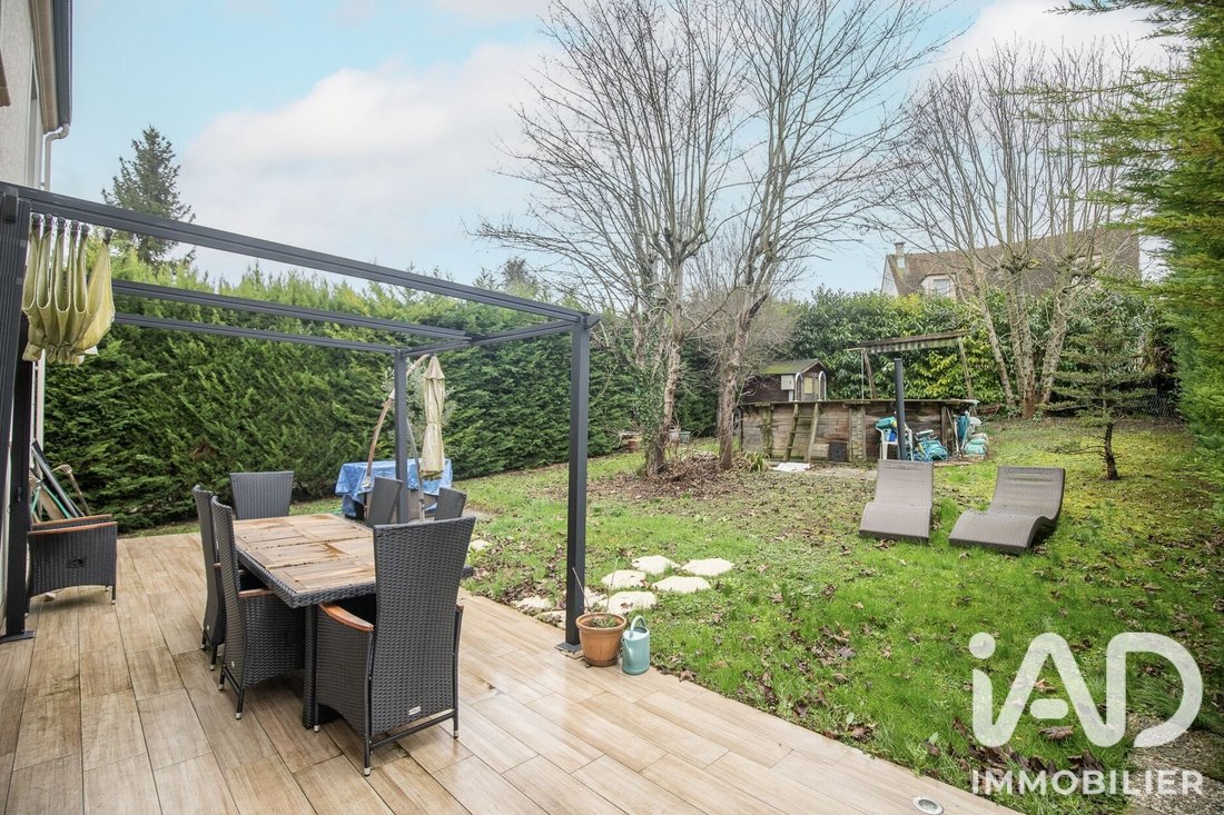House in Mandres-les-Roses, Ile-de-France, France 4 - 19083377