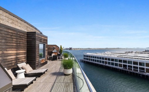Condo in Boston, Massachusetts, United States 1