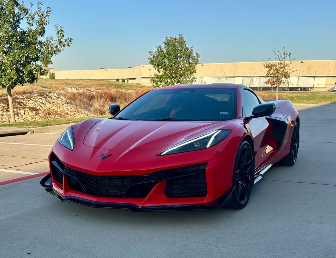 Coupe in Farmers Branch, TX, United States 4 - 19081580