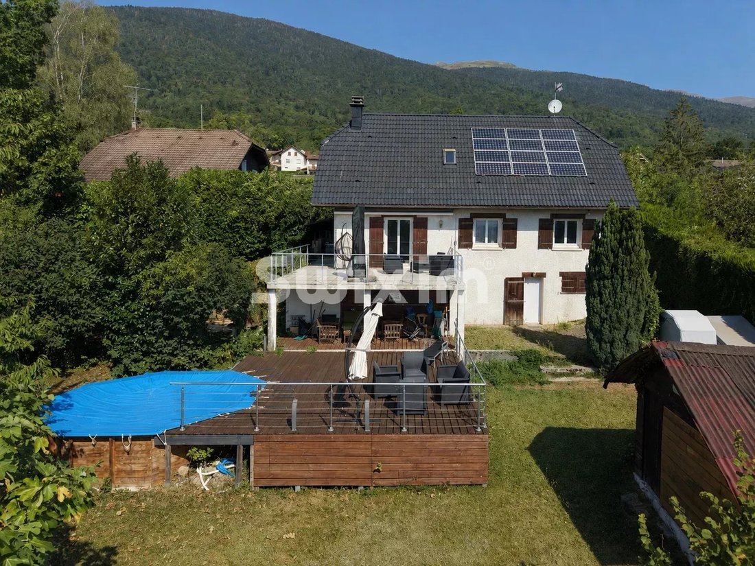 House in Crozet, Auvergne-Rhône-Alpes, France 1 - 19077482