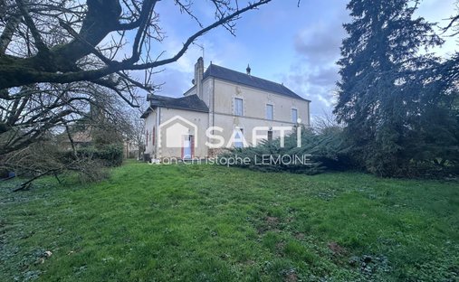 Casa en Le Lion-d'Angers, Países del Loira, Francia 1