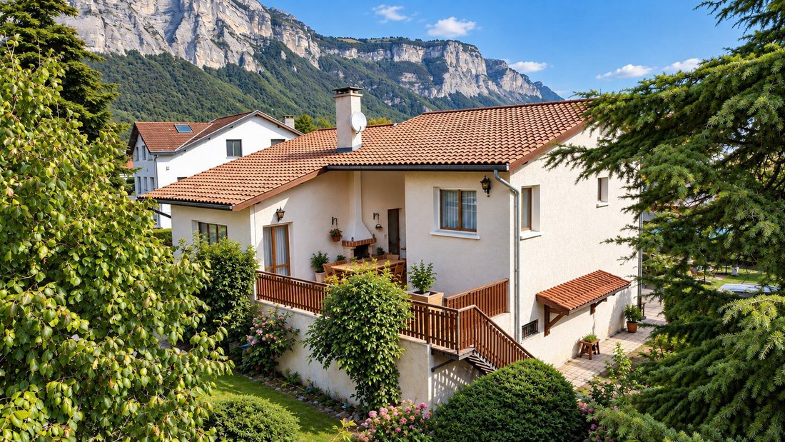 Haus in Palisses-Tuileries-Montfort-Belledonne, Crolles, Frankreich 1 - 19076699