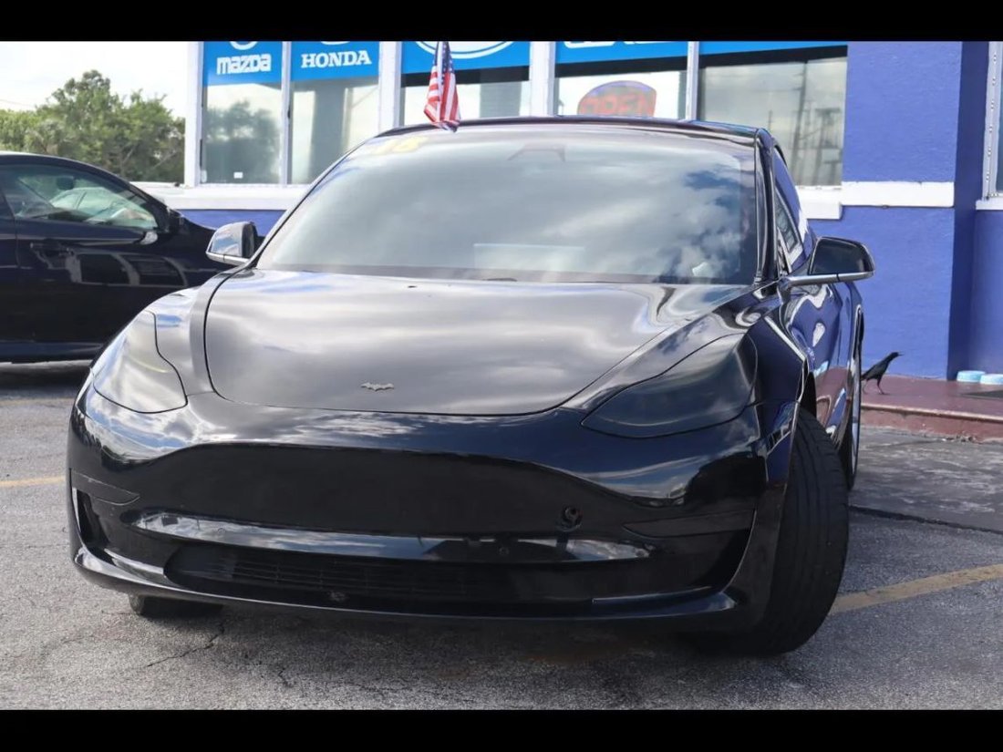 Sedan in Orlando, FL, United States 3 - 19081592
