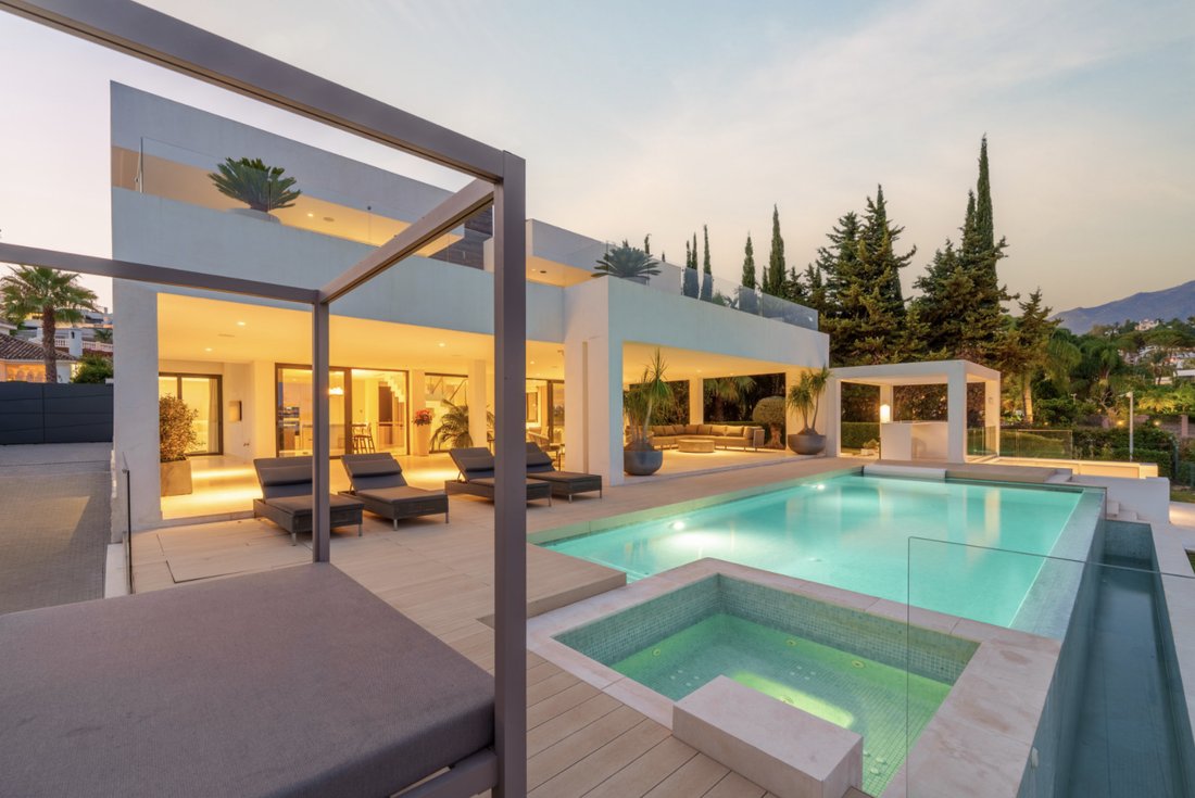 Villa in Nueva Andalucia, Marbella, Spain 5 - 19077918