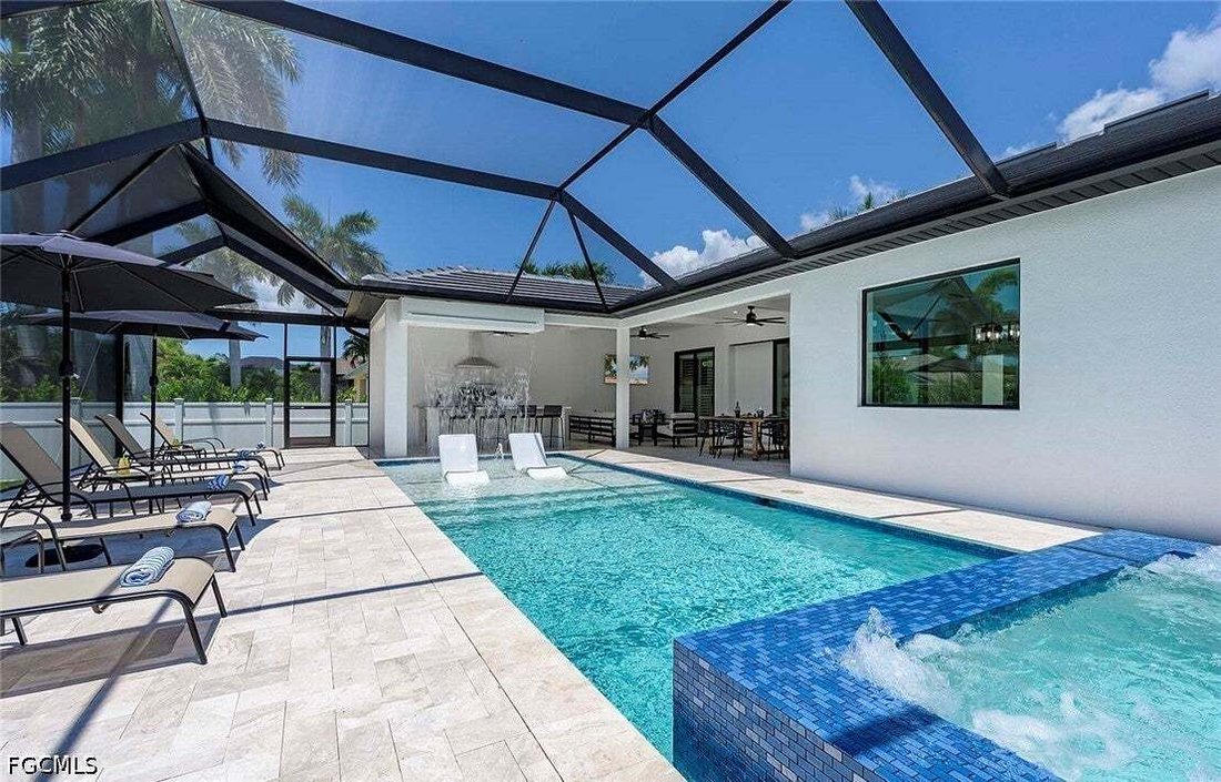 Casa a Cape Coral, Florida, Stati Uniti 2 - 19085701