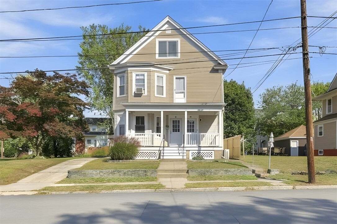 Cranston, Rhode Island, United States 2 - 19085687