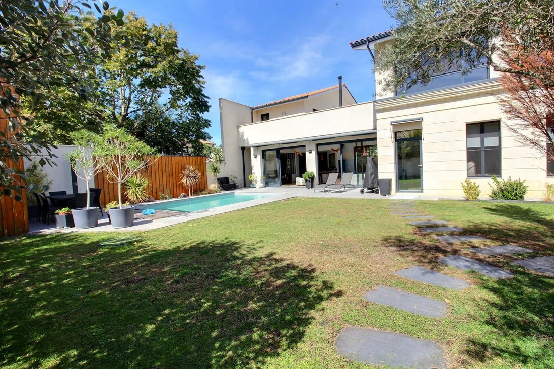 House in Saint Bruno-Saint Augustin, Bordeaux, France 1 - 19083004