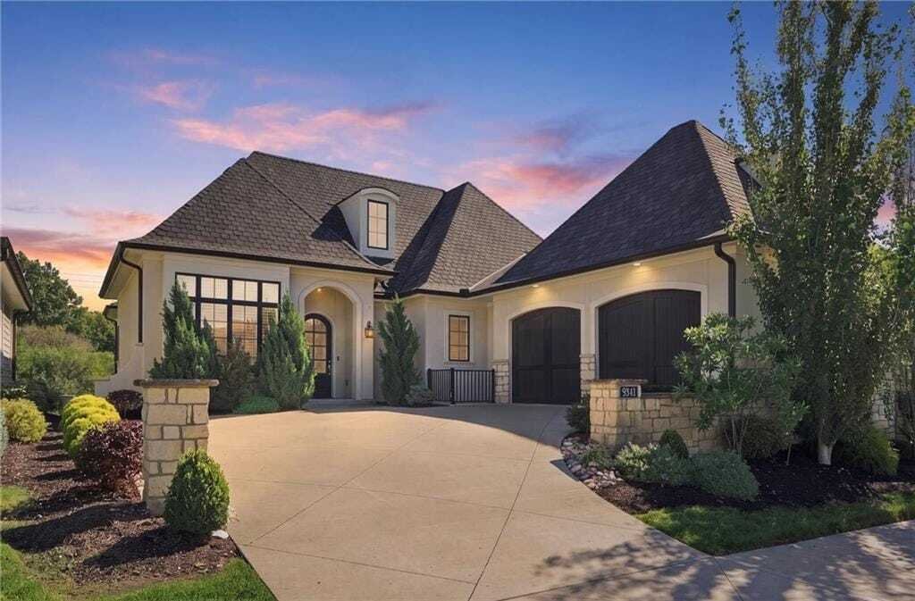 House in Leawood, Kansas, United States 3 - 19082212