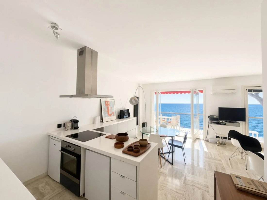 Appartement à Èze, Provence-Alpes-Côte d'Azur, France 4 - 17670592