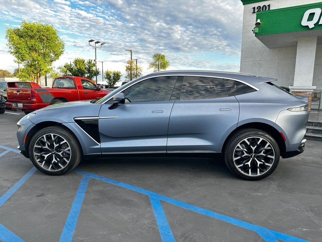 Suv in Ontario, CA, United States 5 - 18825425