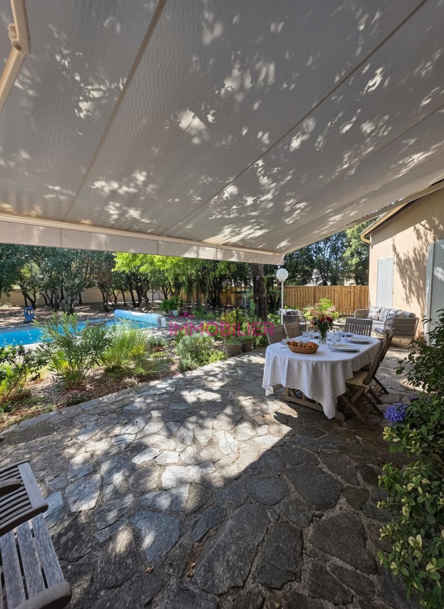 Casa en Saint-Didier, Provenza-Alpes-Costa Azul, Francia 4 - 19076663