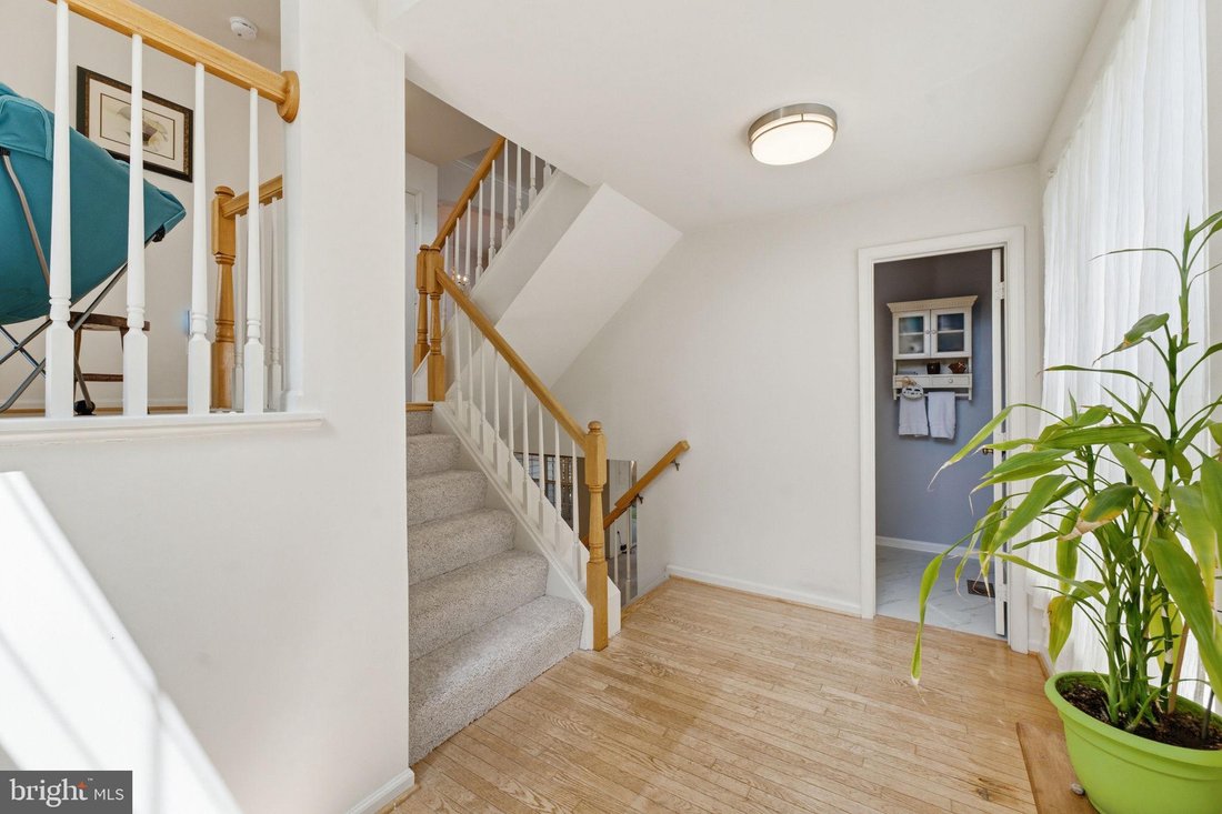 Townhouse in Potomac Falls, Virginia, United States 4 - 18696576