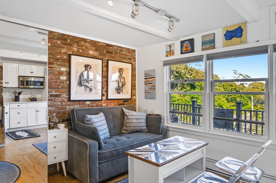 Condo in Provincetown, Massachusetts, United States 5 - 19085420