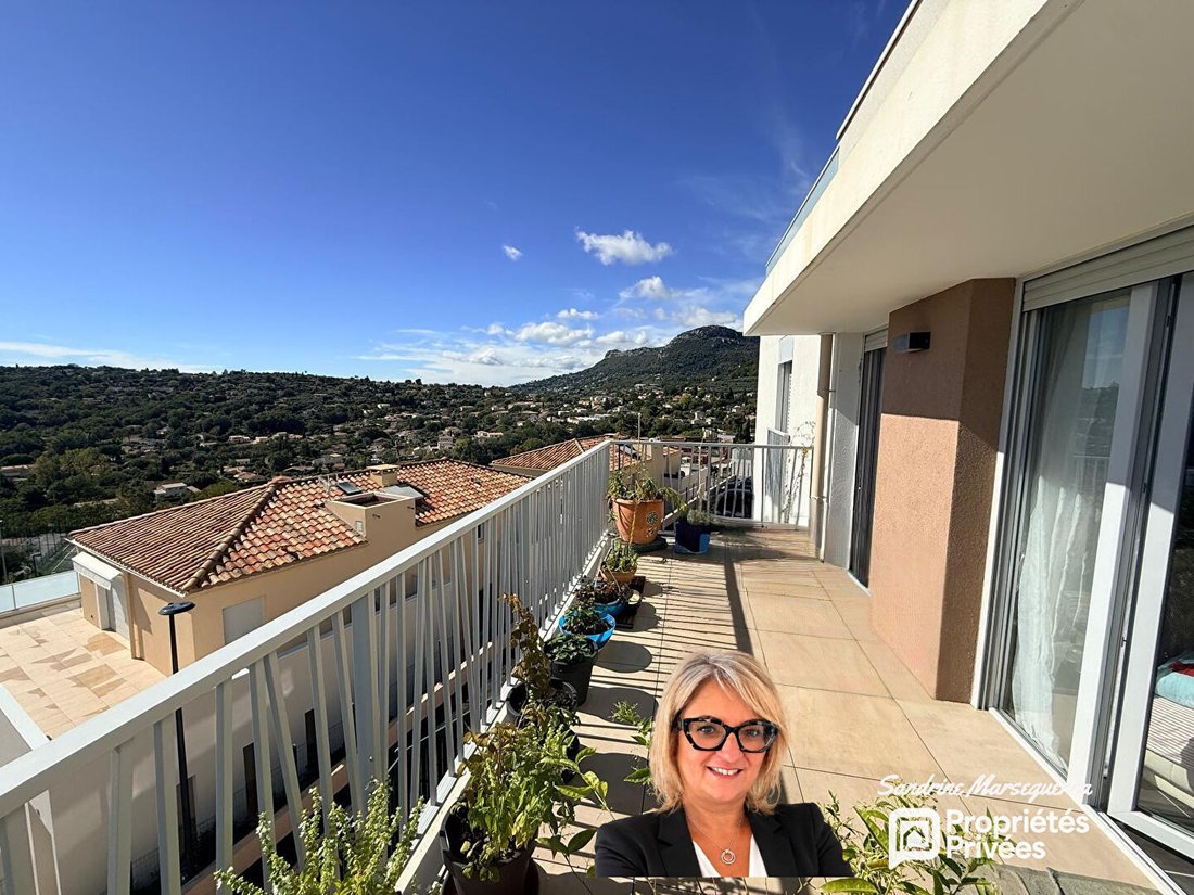 Appartement à Carros, Provence-Alpes-Côte d'Azur, France 1 - 19081465