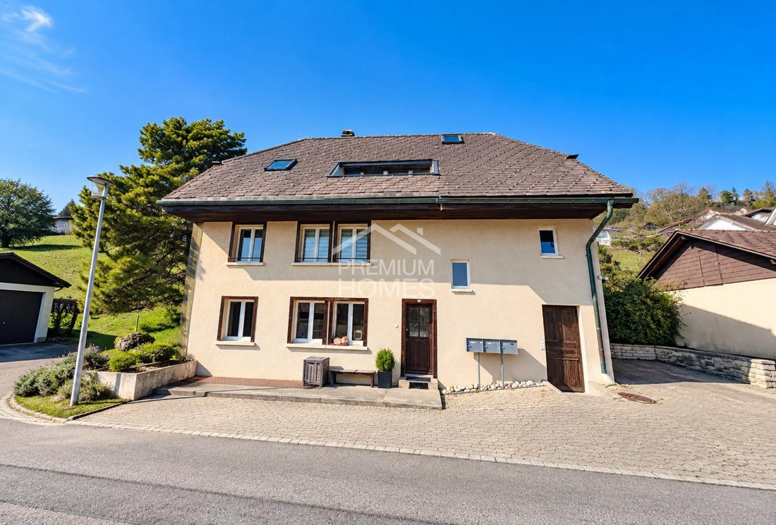 Casa a Farnern, Cantone di Berna, Svizzera 1 - 19078886