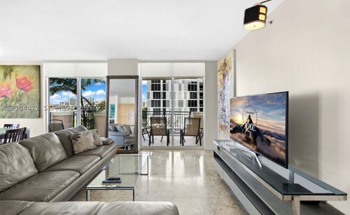Condominio en Golden Beach, Florida, Estados Unidos 1