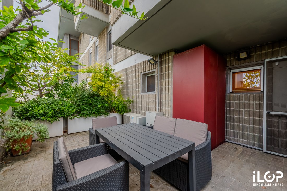 Apartment in Centro Storico, Milan, Lombardy 1 - 19077106