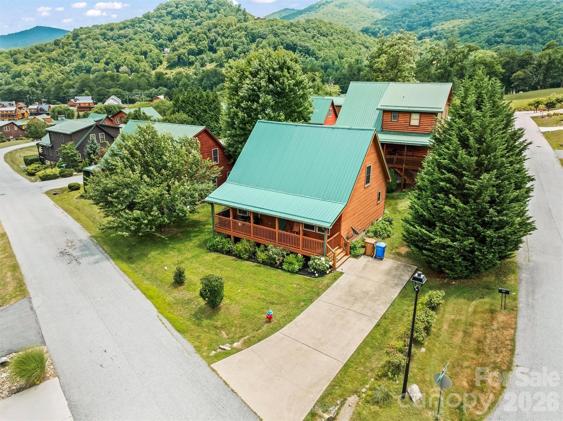 Maison à Maggie Valley, Caroline du Nord, États-Unis 1 - 19083659