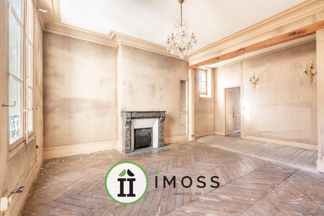 Apartment in Saint Gervais, Paris 4e Arrondissement, Paris 1 - 19082419
