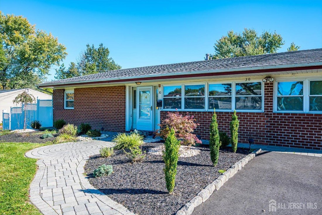 House in South Brunswick Township, New Jersey, United States 4 - 19083559