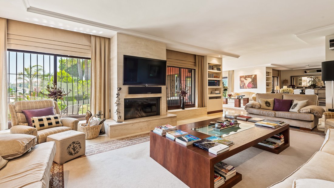 Villa en Nueva Andalucía, Marbella, España 3 - 19083008