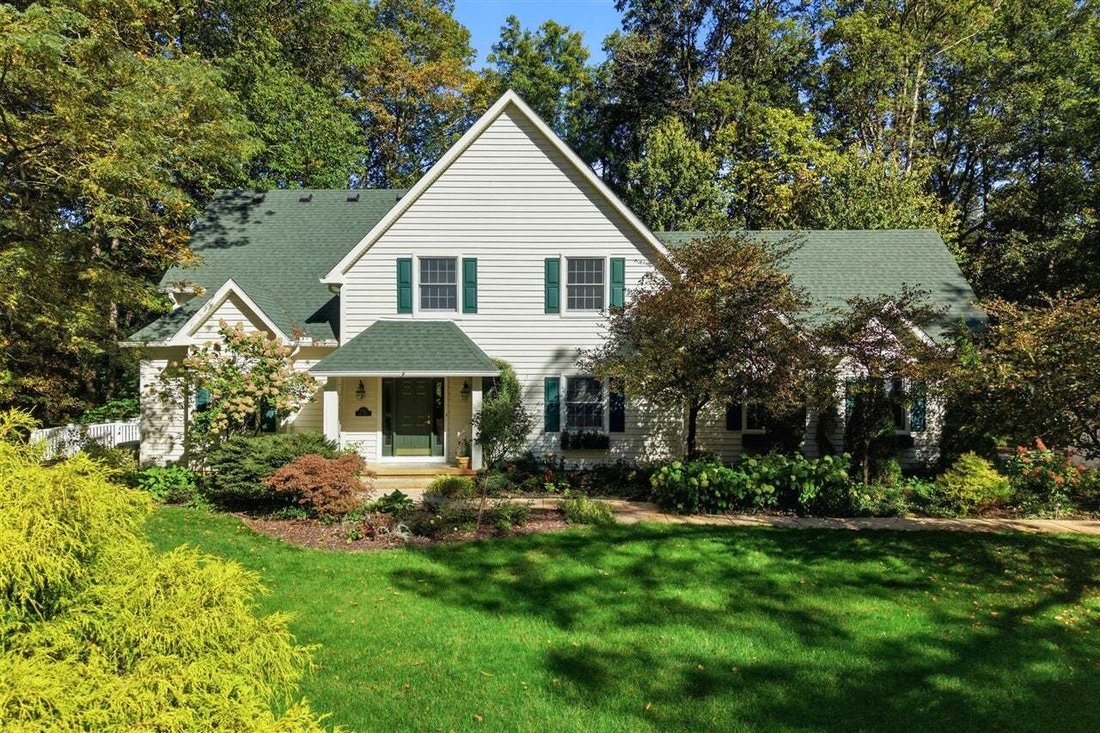 House in Ypsilanti, Michigan, United States 2 - 19077040